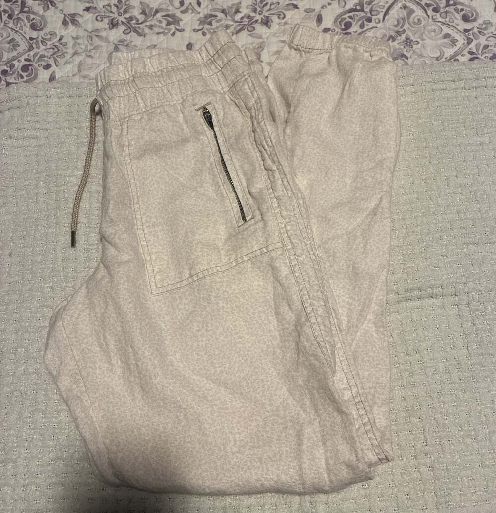 Athleta White Cabo Linen Leopard Print Zip Pockets Joggers Pants Womens